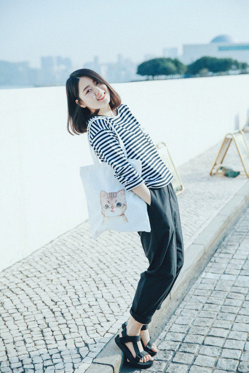 塞维利亚连战连捷,争夺西甲前三名