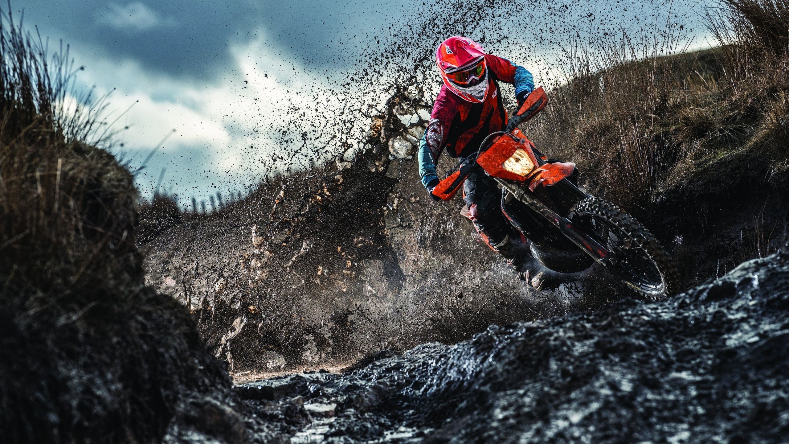 全境跑酷挑战,穿越城市建筑的极限冒险,全程跑酷游戏